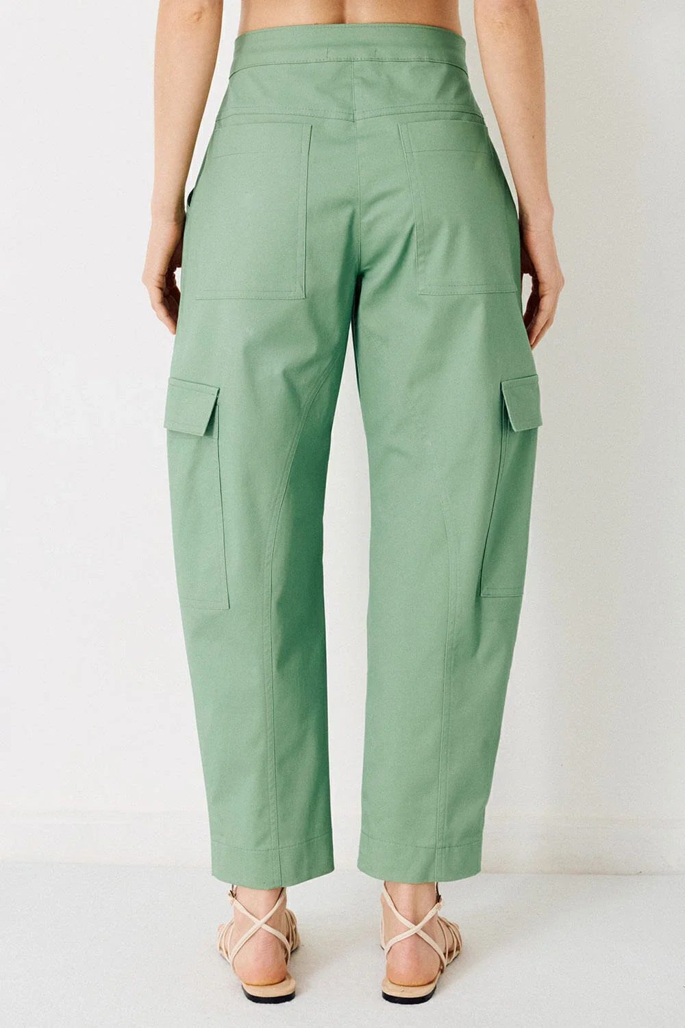 Calça Barrel Bolso Cargo